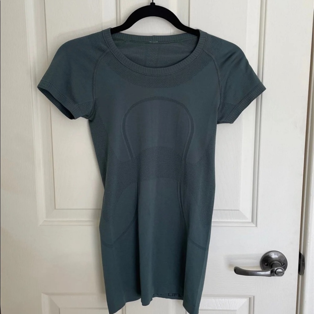Lululemon Swiftly Tech Short Sleeve